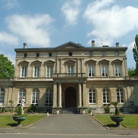 Chateau De La Motte Fenelon Cambrai Exterior photo